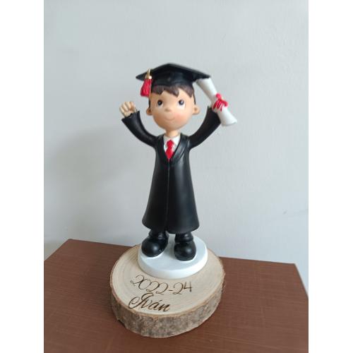 Figura Graduación Niño Personalizada 1