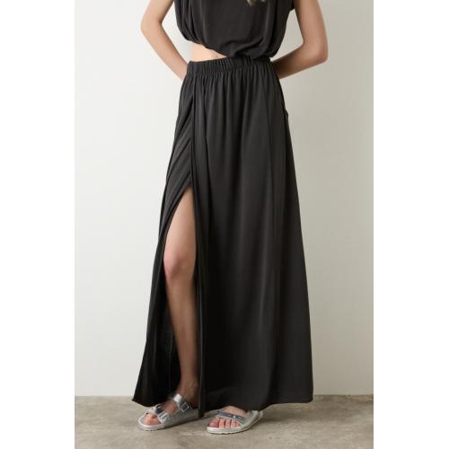 Falda chloe bolsillos, color - negro, tallas - s 1